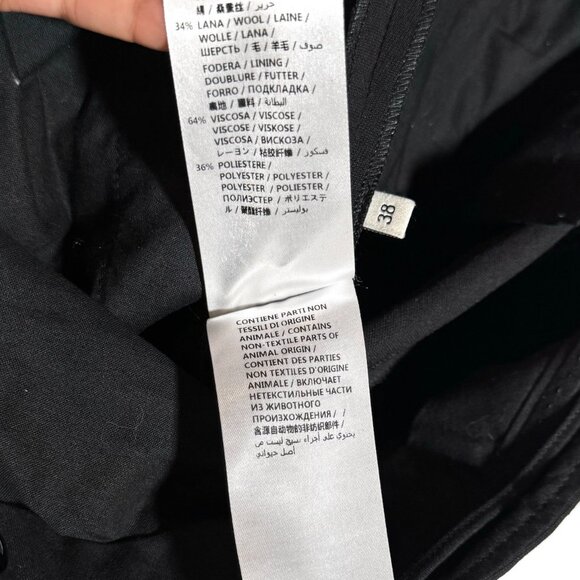 Gucci 2016 Black Trousers With Ruffle Accent - Picture 7 of 8